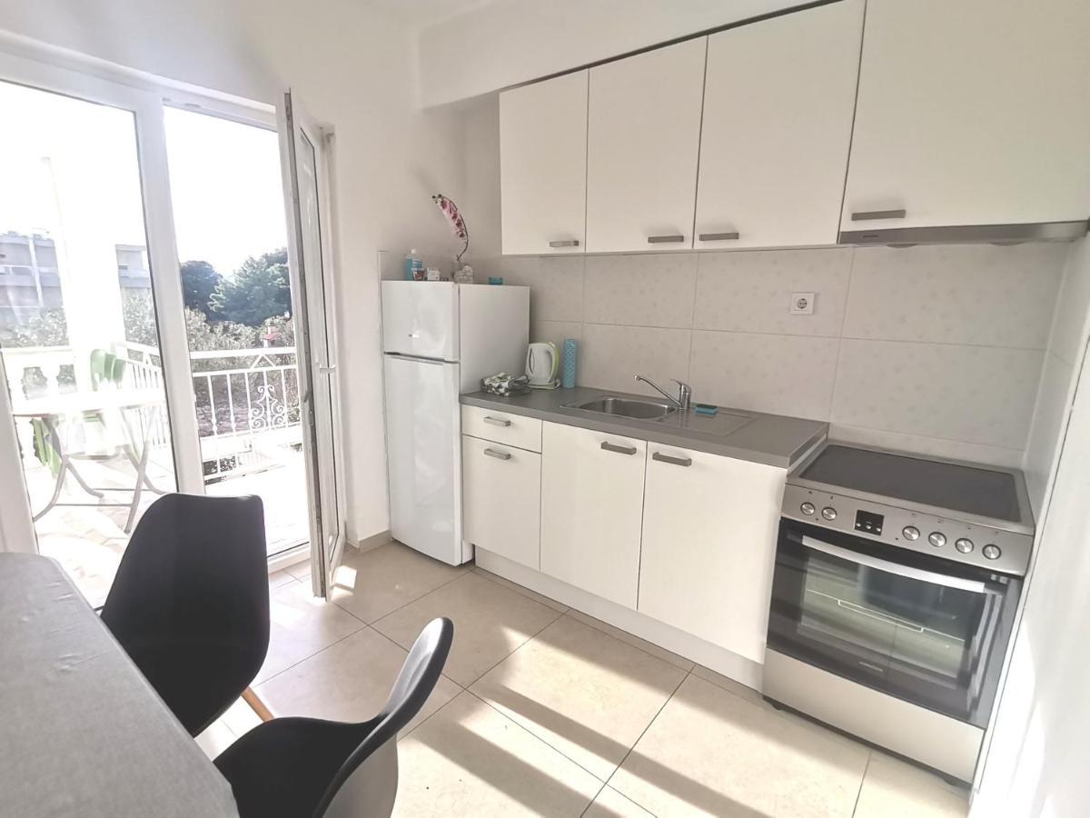פרומאינה Apt White Idyll, 3 Bedrooms, 3 Bathrooms, Terrace Apt מראה חיצוני תמונה